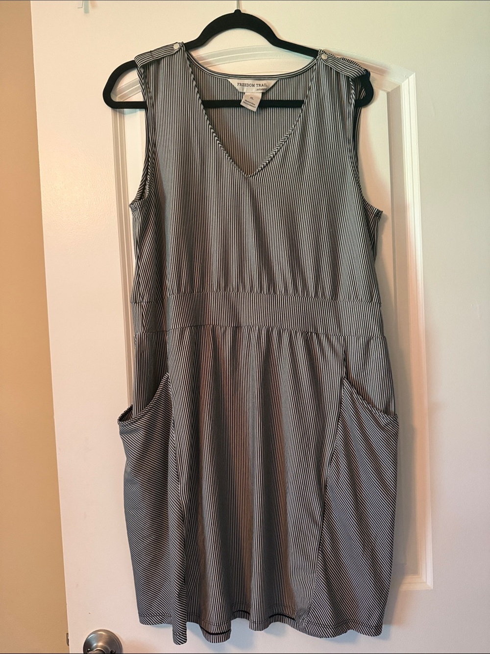 Black and White Striped Sleeveless V-Neck Dress with pockets